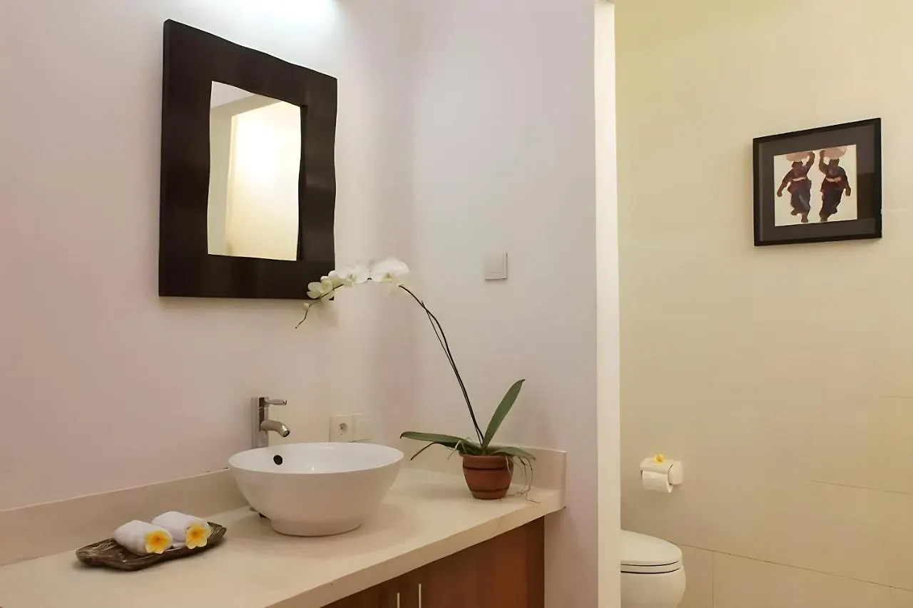 Villa Bella - Modern 2 Bedroom Villa In The Heart Of Seminyak 0*, 塞米亚克 印尼