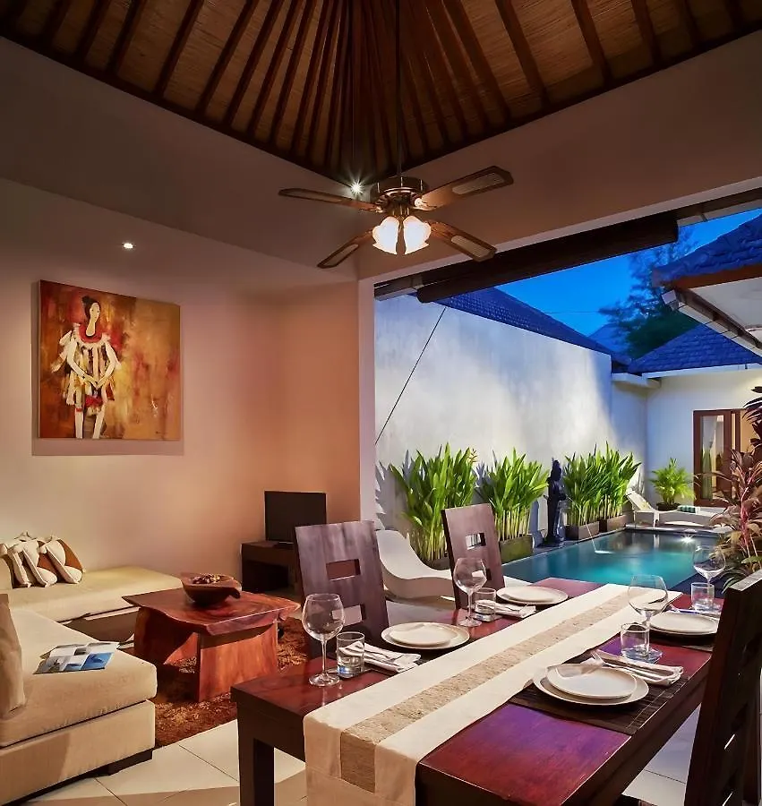 Villa Bella - Modern 2 Bedroom Villa In The Heart Of Seminyak  塞米亚克